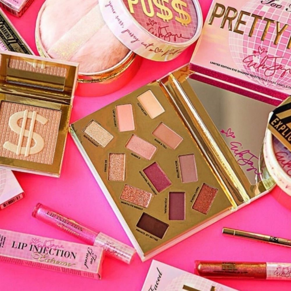 Erika Jayne "Pretty Mess" Eyeshadow Palette - Picture 6 of 12